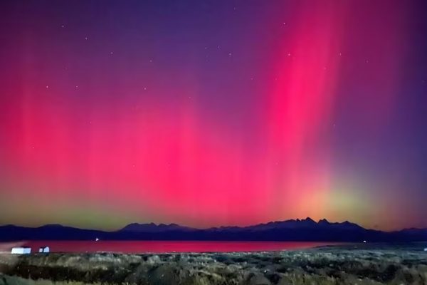 Tormentas solares provocaron auroras australes y generaron un espectáculo de luces y colores en el cielo patagónico