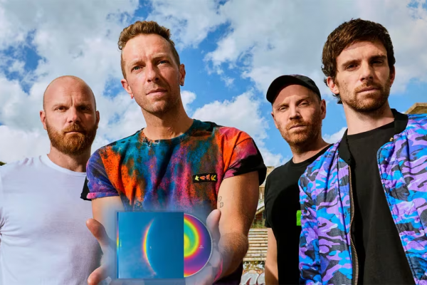 Dos argentinos realizaron la tapa y el arte del nuevo disco de Coldplay: “Ellos transmiten un mensaje de amor e igualdad para todos”