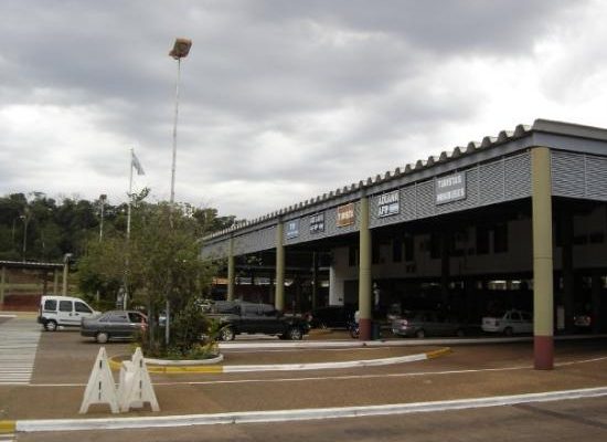 Un argentino en la Triple Frontera: La Administración Aduanera en Puerto Iguazú
