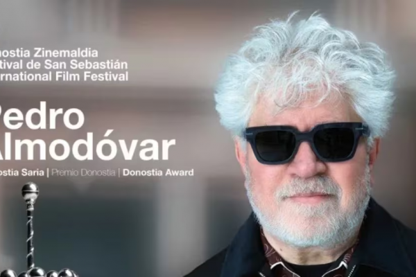 Pedro Almodóvar, galardón de honor en el Festival de San Sebastián