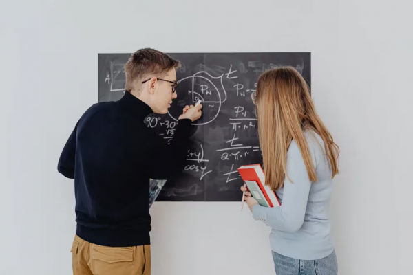 En Matemática, solo 1 de cada 4 estudiantes de 15 años puede resolver un ejercicio de regla de tres