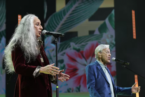 Caetano Veloso y María Bethânia: el emotivo reencuentro sobre un escenario, 46 años después