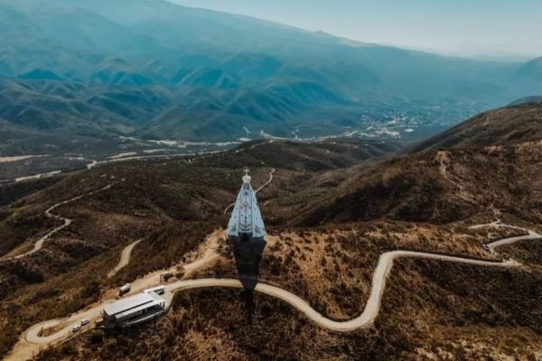 Catamarca: construyeron una virgen más alta que el Cristo Redentor de Río de Janeiro