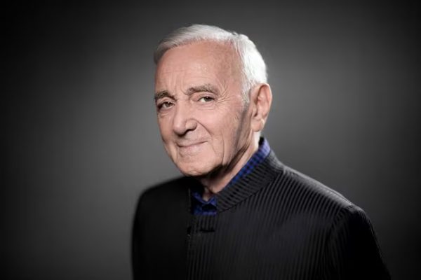 “La Bohème”: el gran clásico de Charles Aznavour que, como el tango, añora un pasado idealizado que ya no volverá