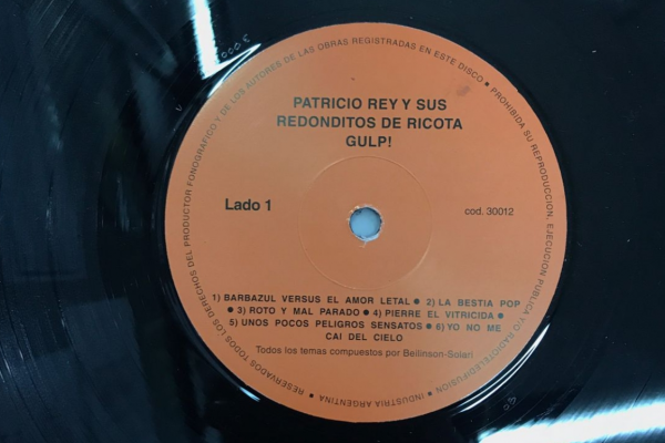 Los Redondos reeditan sus discos en vinilo: se filtró la foto de ‘Gulp!’ en la fábrica