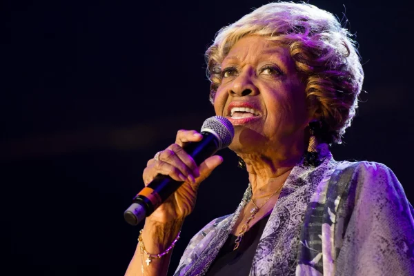 Murió Cissy Houston, madre de la recordada cantante Whitney Houston