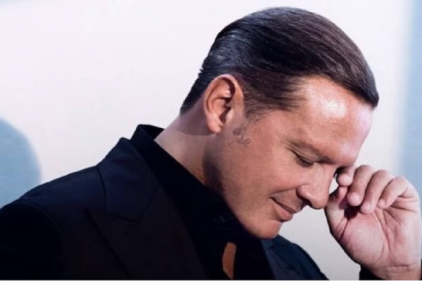 Tras años de anonimato, hijo mayor de Luis Miguel se lanzará como cantante: “En Europa, a nivel mundial”