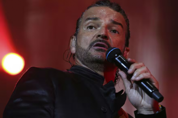 El polémico motivo por el que Ricardo Arjona solo se quiere entrevistar con la inteligencia artificial