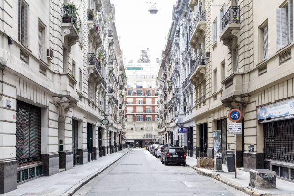 El único pasaje con arquitectura en espejo de la ciudad de Buenos Aires cumplió 100 años