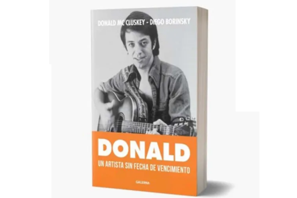 Donald presenta su autobiografía: Un artista sin fecha de vencimiento