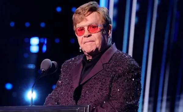 Elton John afirmó que legalizar la marihuana en Estados Unidos y Canadá es «uno de los mayores errores de todos los tiempos»