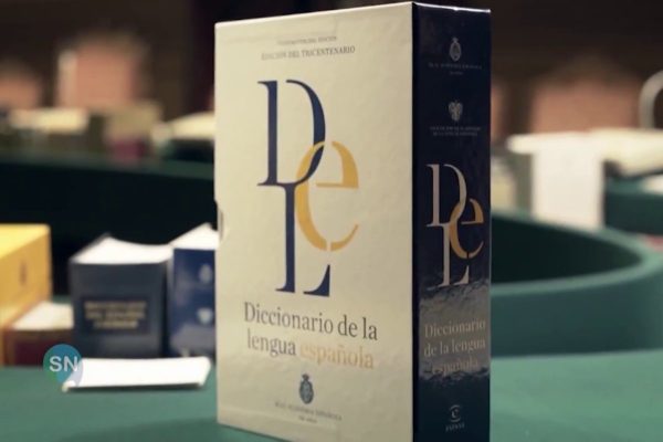 La RAE incorporó 4.074 nuevas palabras al diccionario, de «espóiler» a «dana»