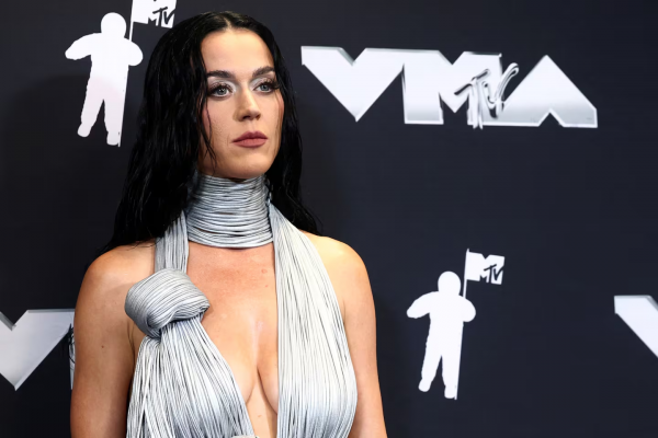 Katy Perry viajará al espacio junto a la esposa de Jeff Bezos y otras mujeres: “Esta oportunidad es increíble”